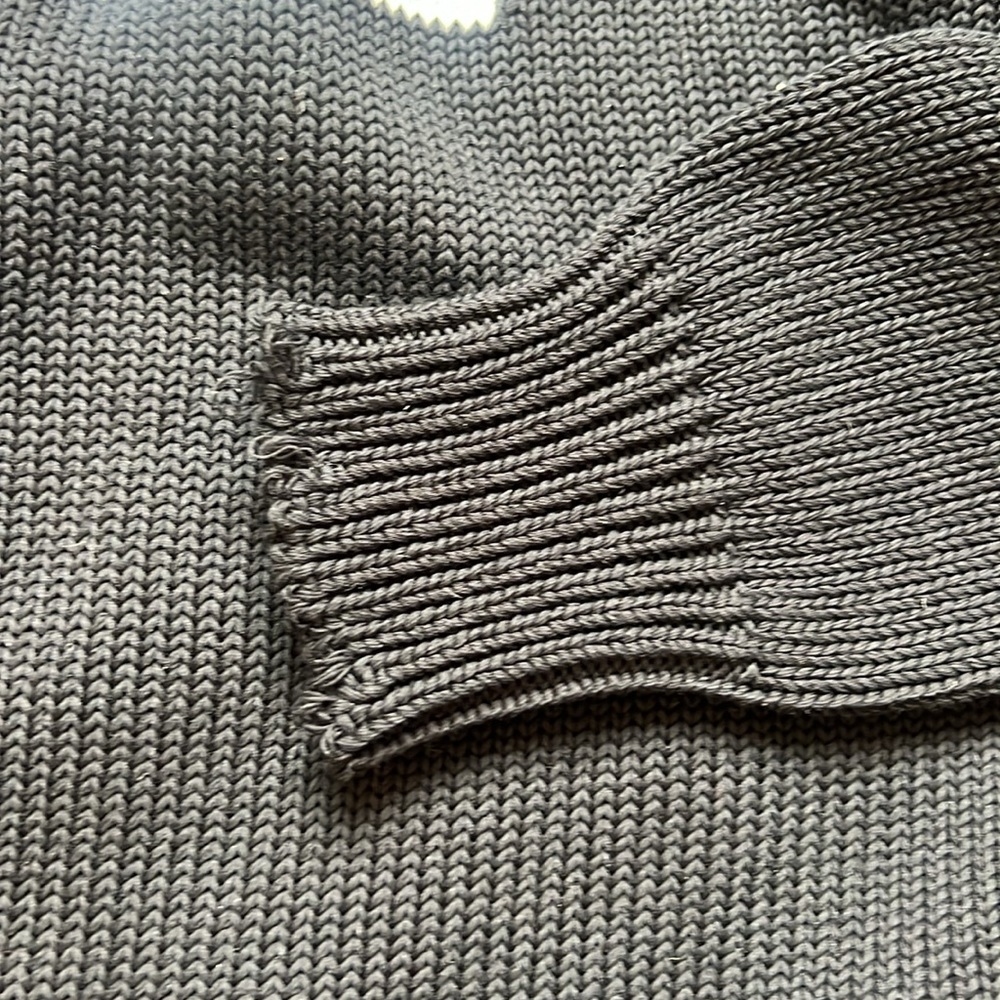 Givenchy Sweater - Picture 4 of 9